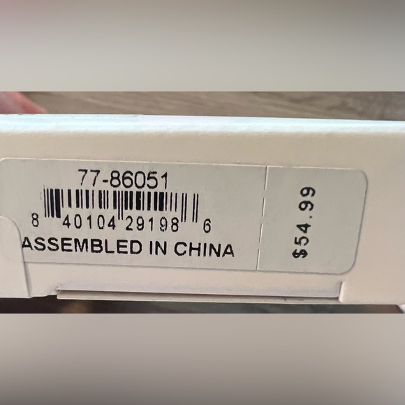 Offer Box Amplify Glass iPhone 13 iPhone or 13 Pro only nwt - Picture 2 of 4